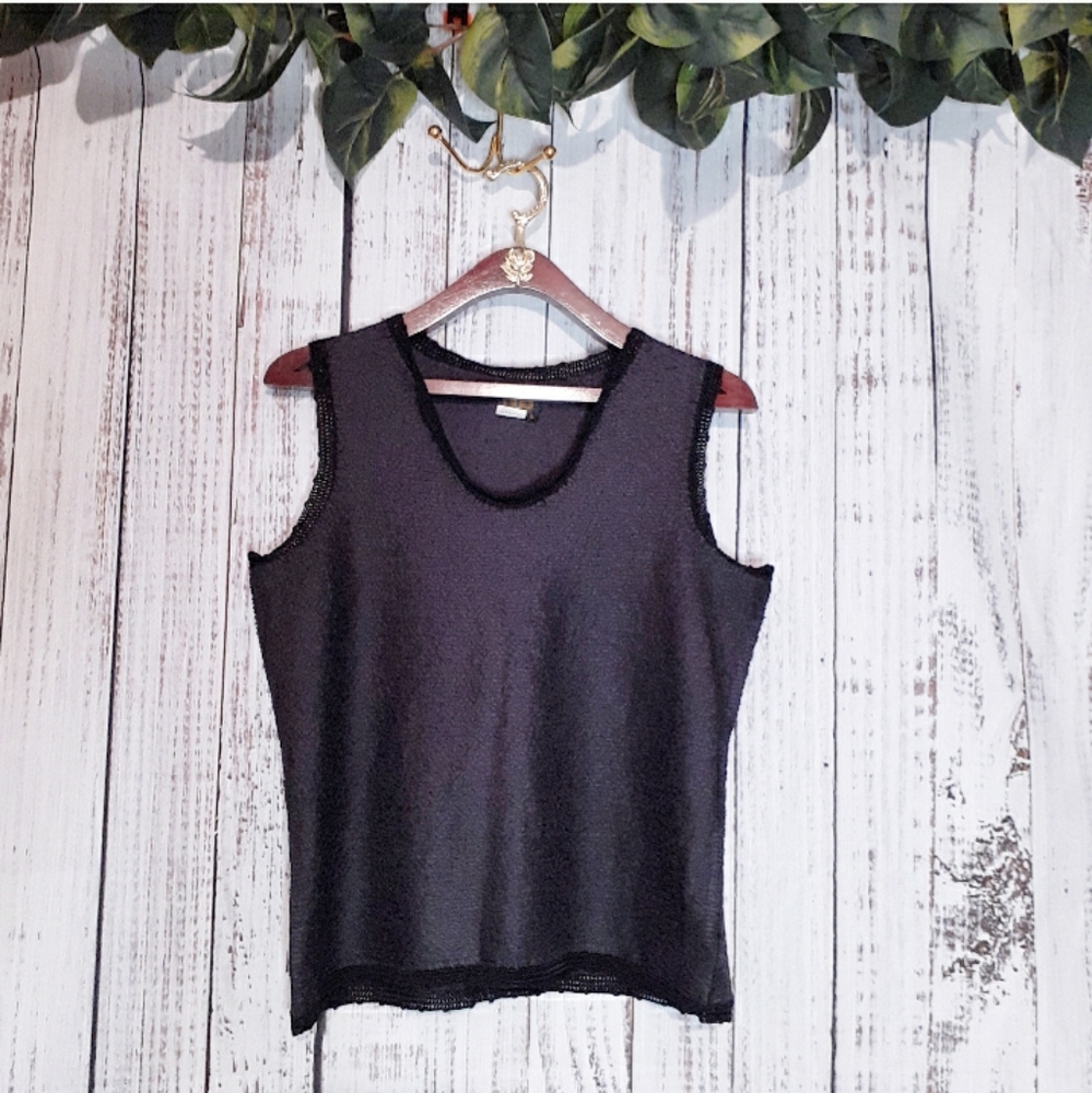 UBU vintage 90s black crinkle tank top w lace trim